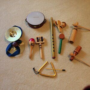 Children's musical instruments - 10 pieces